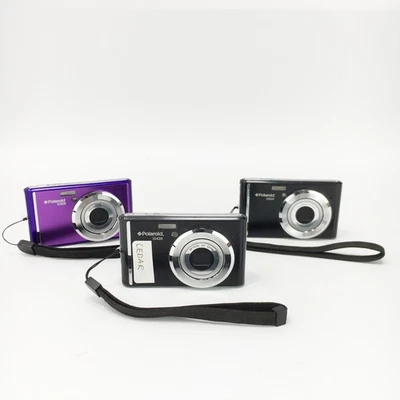 3 x Polaroid iE826 18MP Digital Camera Black - No battery chargers - Untested - Image 1 of 4