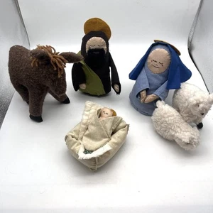 Handmade Fabric Nativity Manger Scene Jesus Mary Joseph 7 Piece Set - Picture 1 of 7