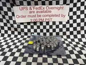 SWAGELOK SS-4-VCR-CP, SS4VCRCP, Cap 1/4" VCR, LOT OF 28, SHIPSAMEDAY#1208W19 - Picture 1 of 3