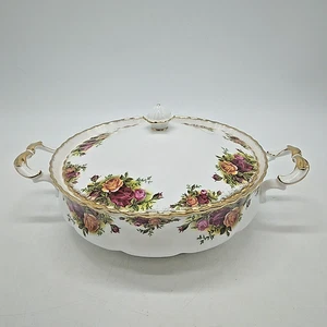 Royal Albert Old Country Roses Round Tureen Lidded Serving Dish 9" Dia - Seconds - Picture 1 of 13