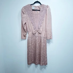 Vestido midi plisado vintage de encaje victoriano rosa polvoriento In The Mood talla 10 - Imagen 1 de 9