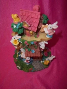 Easter Decor Bunny Rabbit Tree House Figurine Sculpture Decoration Vintage - Picture 1 of 5