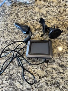 Garmin Nuvi Navigation GPS - Picture 1 of 1