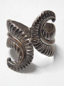 VINTAGEANTIQUE MEXICAN STERLING SILVER CLAMPER HINGED BRACELET EAGLE MARK- TAXCO - Picture 1 of 6