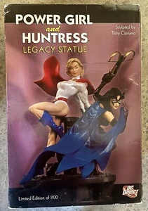 [NEW] DC DIRECT Power Girl & Huntress Legacy Statue Ltd Ed #0151/1100 - Picture 1 of 8