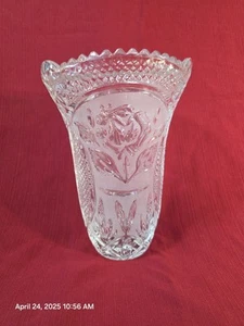 Vintage geschliffenes 24 % Bleikristallglas Vase hergestellt in Polen Rosenmuster 9,5" 53/4 Pfund - Bild 1 von 16