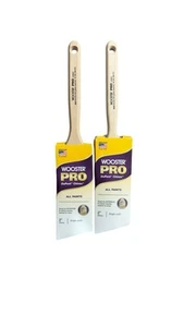 Cepillo de pintura Wooster Pro DuPont Chinex 2" ángulo delgado para todas las pinturas y manchas - Imagen 1 de 4