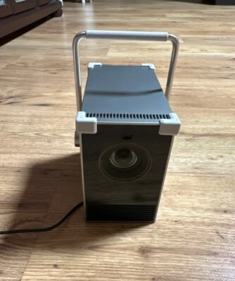 LG CineBeam Qube HU710PB Smart Portable Laser Projector 4K UHD/Express/Genuine - Image 1 of 2