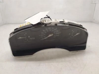 Toyota Tercel BSE, Velocímetro Cluster MPH, 95-96, 1.5L, 4CYL, 5EFE, 83010-1G070 Foto 1 de 4