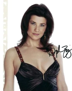Daphne Zuniga signed 8x10 Photo Picture autographed with COA - Picture 1 of 1