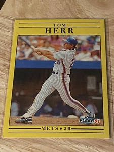 1991 Fleer Tom Herr New York Mets 149 Near Mint Missing “.” In USA Error On Back - Picture 1 of 24