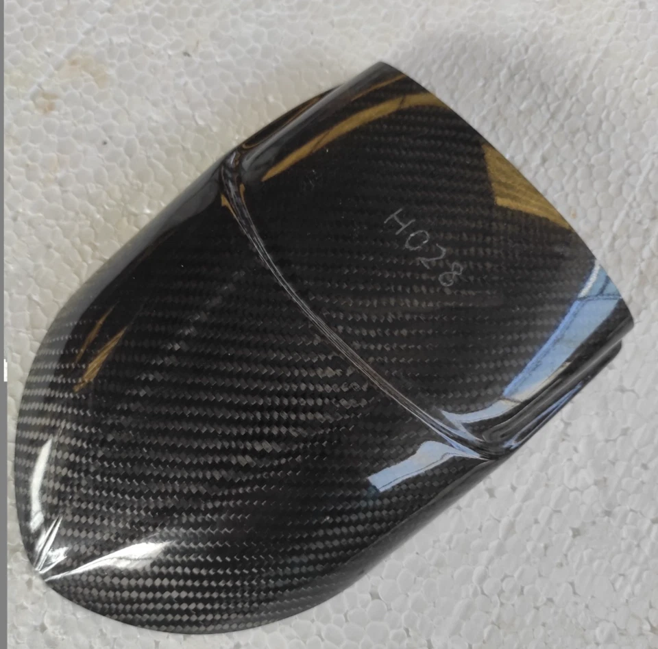 Prolunga Parafango Anteriore di carbonio Honda CTX700 NC700D NC750D 700 Integra - Image 1 of 1