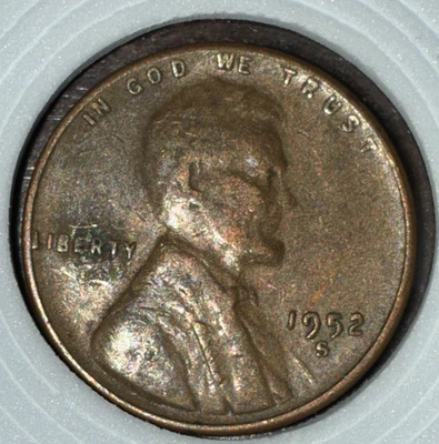 1952 s Copper Lincoln Wheat Ear One Cent Mint Error Circulated  - Image 1 of 4