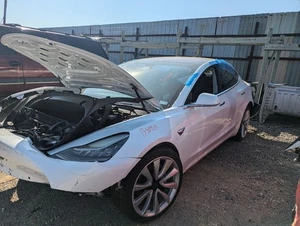 TESLA 3   2018 Lower Control Arm Front 566542 - Foto 1 di 12