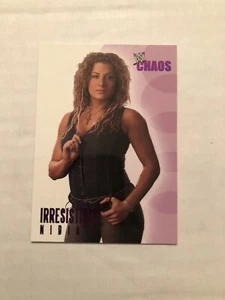 2004 Fleer WWE Chaos Simply Irresistible Gold Nidia #75 Rookie RC - Picture 1 of 2