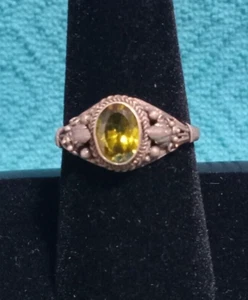 Light Green Tourmaline Stone 925 Sterling Silver Size 8.5 (#0085) - Picture 1 of 3