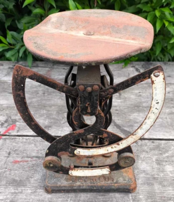 Ancienne balance postale / courrier/ pèse-lettre bilatéral Columbus publicitaire - Photo 1/4