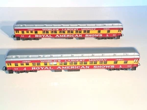 Rivarossi Royal American Shows, Coach # 53 x 2. V/good. HO Scale. Metal wheels - Picture 1 of 14