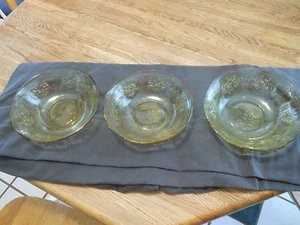 Rose of Sharon Depression Glass Bowls (3) - Picture 1 of 3