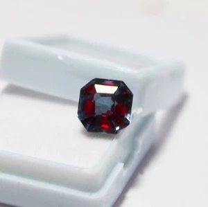 Alejandrita Brillante 5-6 Ct | Corte Radiante | Certificado Cambio de Color Natural Suelto - Imagen 1 de 9