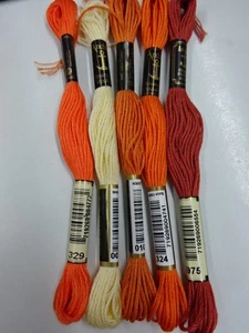 5 Original Anchor Stickgarn/Sticktwist MEZ - Gelb-/Orangetöne - 6 fädig-teilbar - Bild 1 von 2