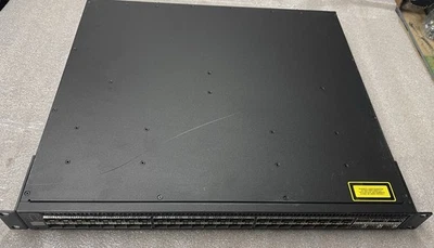 Brocade ICX7750-48F 48 puertos 1/10 GbE SFP+ con 1 x fuente de alimentación y Rackear USADO Foto 1 de 4