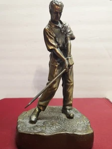 Unique Brass Golfer In Mid Swing Statue Pre-owned (BB) - Picture 1 of 10
