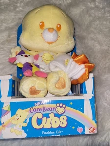 Vintage 2004 Care Bear Cubs Plush Funshine Cub Bear With Blanket and Clown New - Picture 1 of 4
