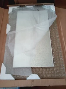 "Vida" Bathroom Mirror 23.5" x 35.5" - Picture 1 of 2