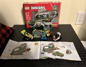 LEGO Juniors 10669 TMNT Ninja Turtle Lair 100% Complete w/ Instructions & Box