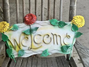 Vintage Wrought iron Welcome sign 3 colorful STRAW FLOWERS HANDMADE 24” X 13” - Picture 1 of 8