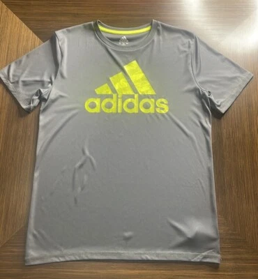 Adidas Niño Camiseta Manga Corta Talla XL. Foto 1 de 4
