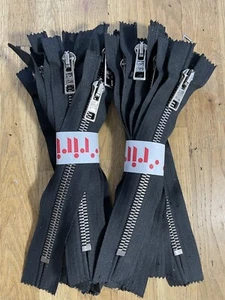RiRi Zipper M8, 1 Way Closed End, Blackened White bronze, 2110 Twill, 17cm AUR-M - Picture 1 of 8