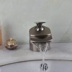 Grifo fregadero de baño pulido con níquel mezclador generalizado cubierta de grifo disperso montado - Imagen 1 de 9
