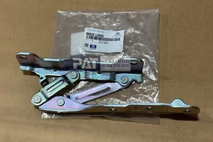 GENUINE HYUNDAI SONATA 2020-2022 HOOD HINGE RH=PASSENGER SIDE, 66920-L0000 - Picture 1 of 1