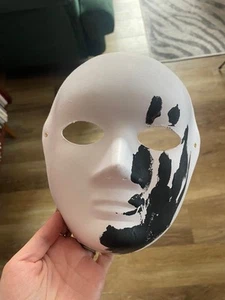CREEPY MASK WORN BY SOPHIE LANDERS BLACK DOLDRUMS TARANTULA VIDEO SIGNED - Picture 1 of 5