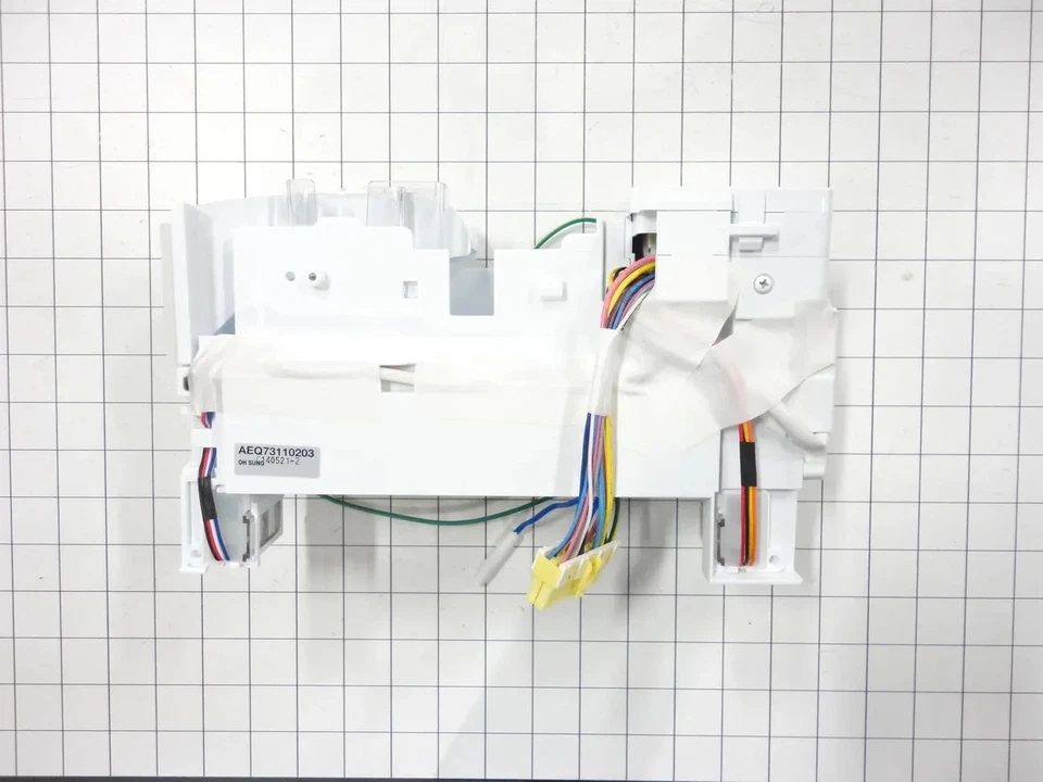 Conjunto de máquina de hielo Kenmore LG AEQ73110203 Foto 1 de 1