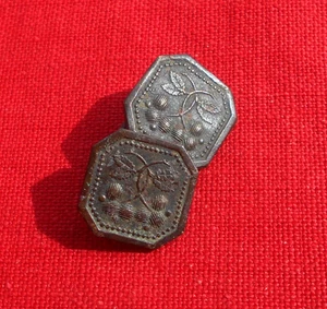 Une Paire de Boutons de Cape ou de Manchette en Bronze - Motif Floral ! - Picture 1 of 2