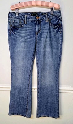 Seven7 Jeans Women Size 31 Flare Leg Blue Denim Stretch Boho Embroidered Pockets - Image 1 of 4