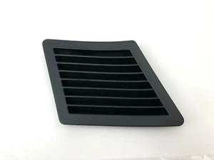 BMW Z4 E85 E86 2006-2009 LEFT PASSENGERS SIDE GRILLE REAR VENT COVER - Picture 1 of 3