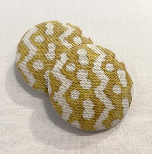 TWO FORTUNY YELLOW & WHITE TEXTURE W/O STRIPE "TAPA" CUSTOM COVERED BUTTONS - Picture 1 of 3