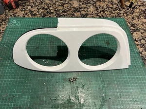 R33 SKYLINE GTR RÜCKLEUCHTE CLUSTER SURROUND TRIM LINKS N/S - Bild 1 von 5