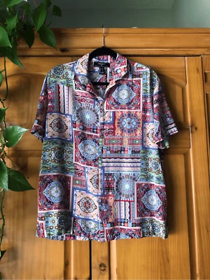 Camisa Forever 21 Hombre Colorida Geométrica Abotonada Talla L Foto 1 de 4