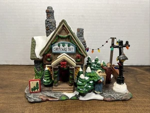 Victorian Village Collectible Christmas Tree Seller Village Building 2001 - Picture 1 of 16