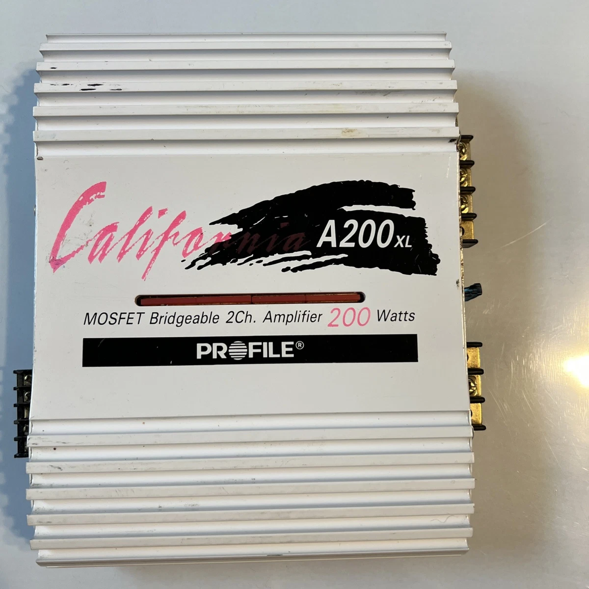 PROFILE MOSFET Bridgeable 2Ch.Amplifier 1200Watts 動作未確認 ジャンク PROFILE CALIFORNIA A400XL 400W BRIDGEABLE 2-CHANNEL AMPLIFIER AMP