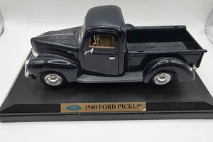 Franklin Mint 1940 Ford Pickup Truck 1:24 Scale Black Diecast Model w/Base - Picture 1 of 5