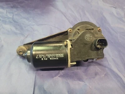 Windshield Wiper Motor 2000-2005 Toyota MR2 Spyder - 85070-17130 - OEM - Image 1 of 4