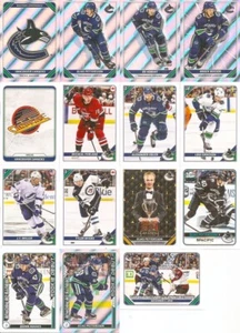 2019-20 Topps Vancouver Canucks collezione adesivi NHL set squadra completo (22) - Foto 1 di 1