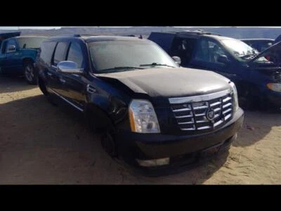 Used Front Right Upper Upper Control Arm Front fits: 2010 Cadillac Escalade esv - Image 1 of 4