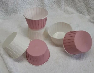 12/24 x Pink Or Ivory Pleated Baking Cases Cupcake Muffin - Picture 1 of 6